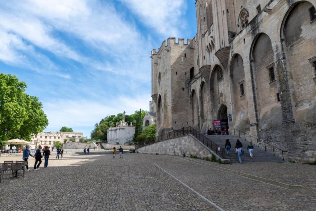 Bien D'Exception En Face Du Palais Des Papes Apartment Авиньон Екстериор снимка