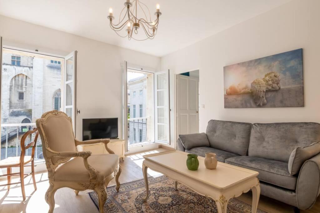 Bien D'Exception En Face Du Palais Des Papes Apartment Авиньон Екстериор снимка