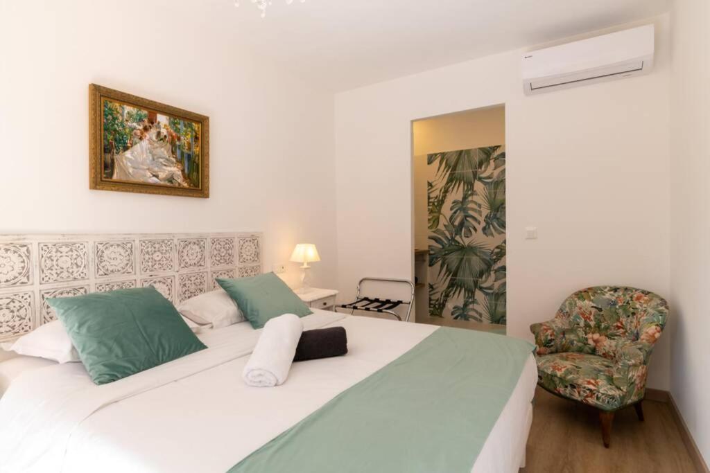 Bien D'Exception En Face Du Palais Des Papes Apartment Авиньон Екстериор снимка