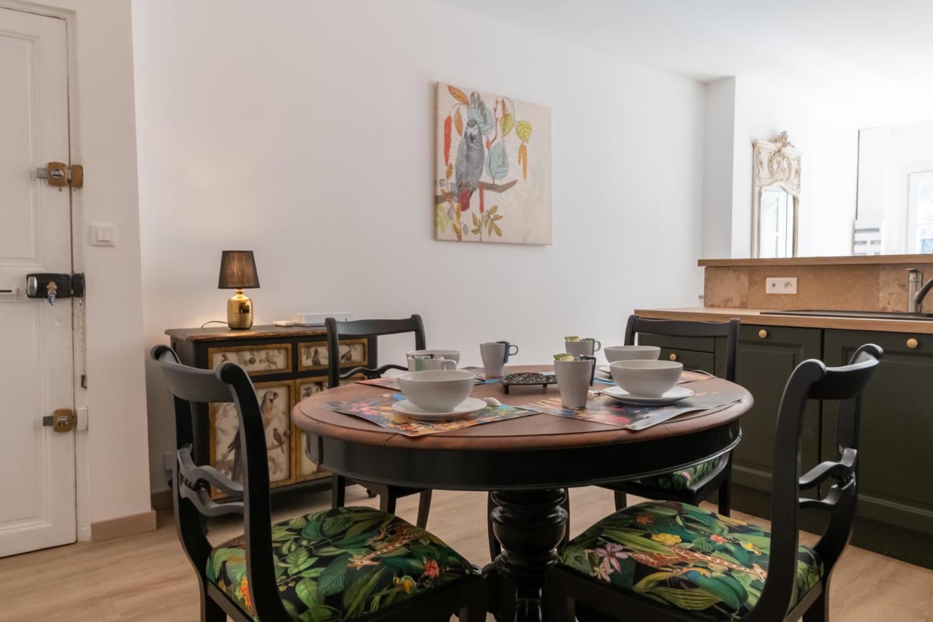 Bien D'Exception En Face Du Palais Des Papes Apartment Авиньон Екстериор снимка