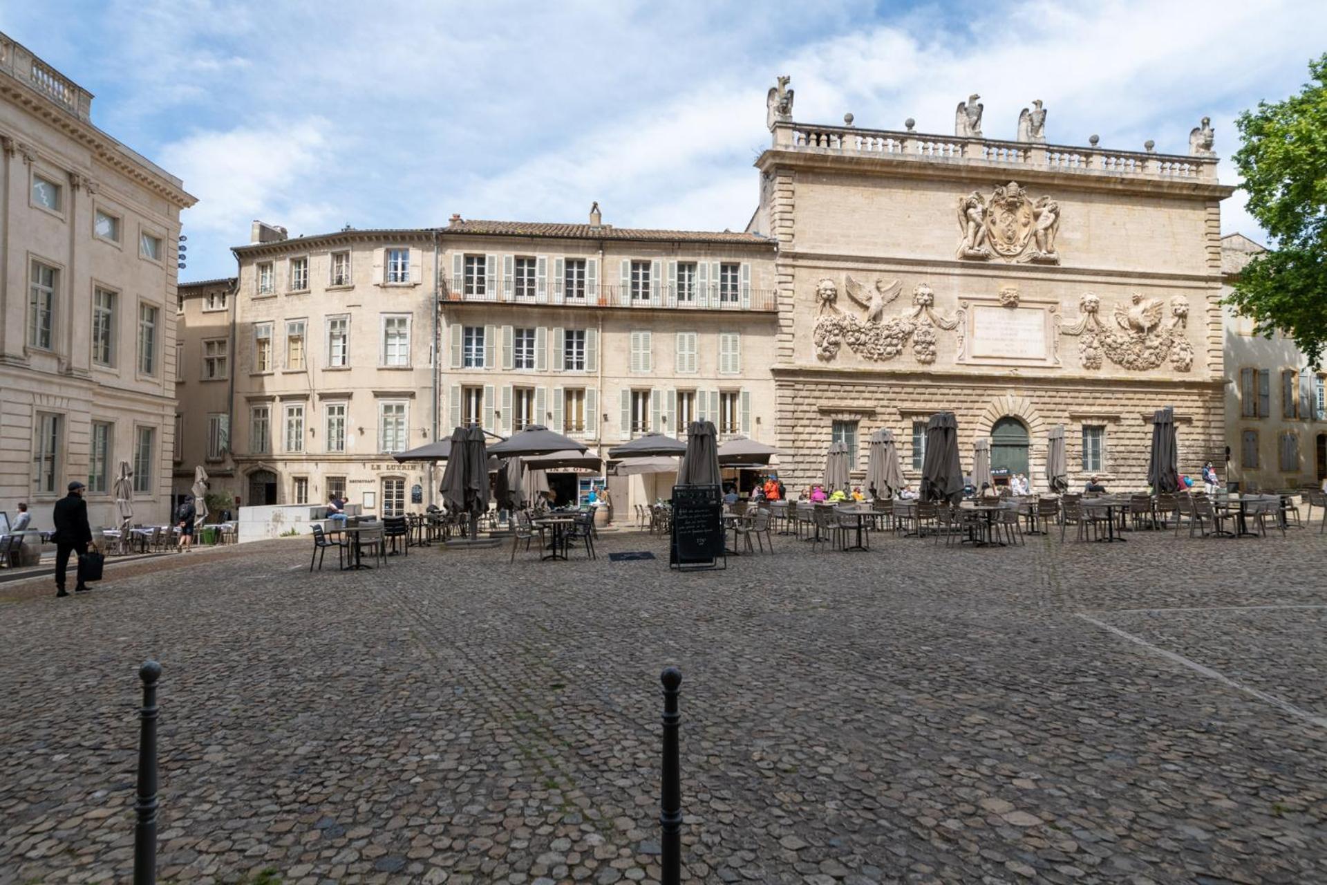 Bien D'Exception En Face Du Palais Des Papes Apartment Авиньон Екстериор снимка
